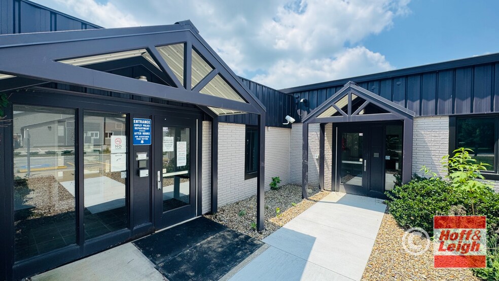 More Photos Of 1280 Sunset Dr, Copley Office For Sale