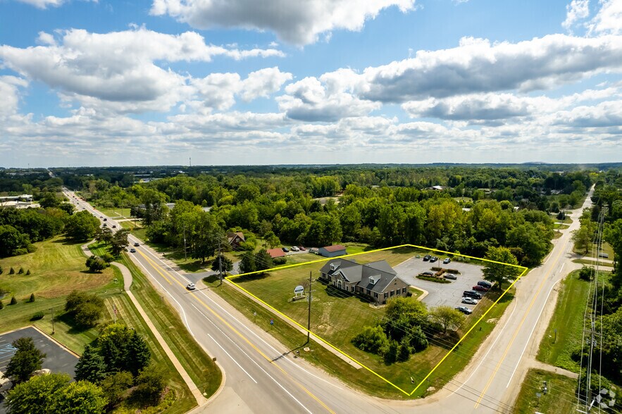 More Photos Of 53425-53445 Grand River Ave, New Hudson Office For Sale