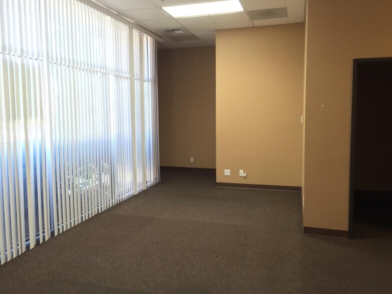More Photos Of 12241 Industrial Blvd, Victorville Office For Lease