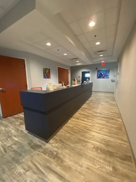 More Photos Of 85 Springview Ln, Summerville Medical For Lease