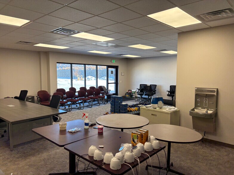 More Photos Of 7775 Gary Watson Pt, Colorado Springs Warehouse For Lease