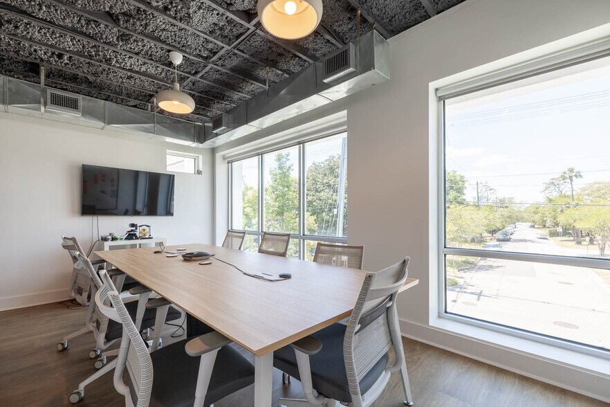 More Photos Of 1107 Margaret St, Jacksonville Loft Creative Space For Lease