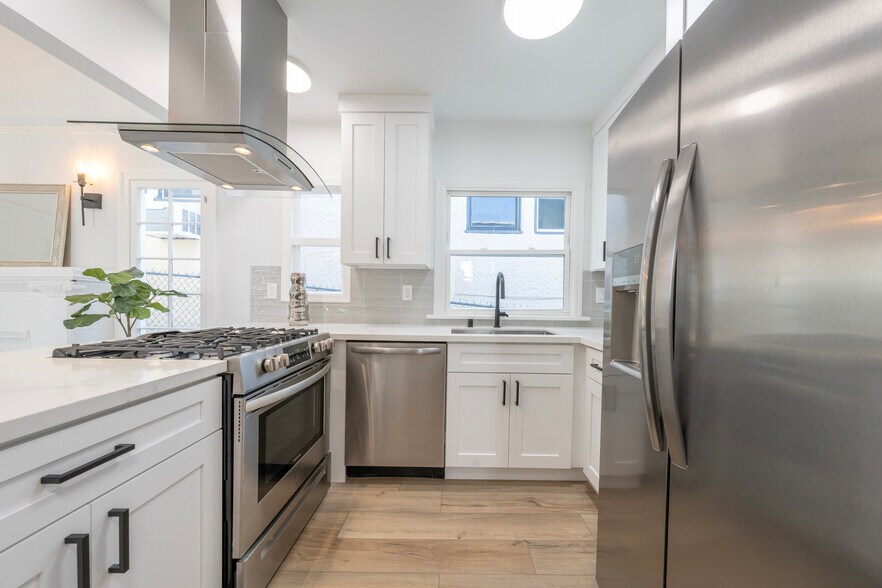 More Photos Of 743-745 Occidental Blvd, Los Angeles Apartments For Sale