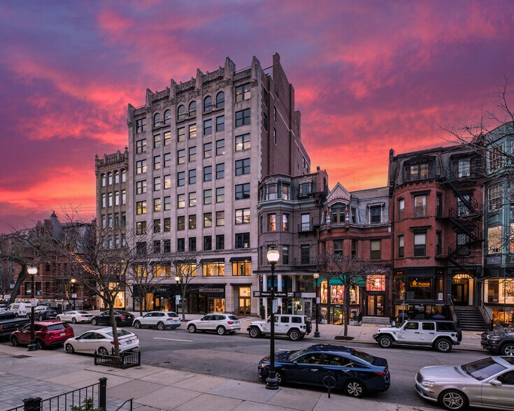 Primary Photo Of 137-141 Newbury St, Boston Office Residential For Lease