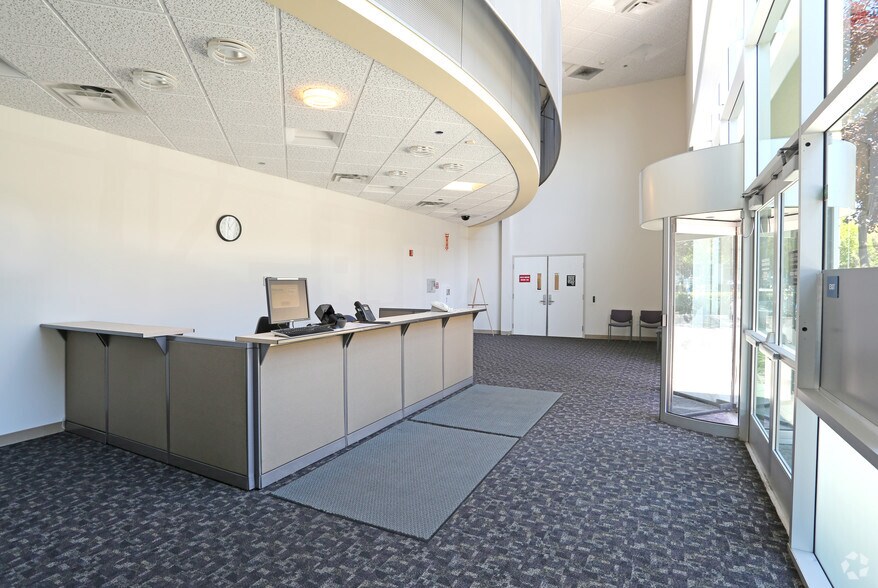 More Photos Of 44235 Nobel Dr, Fremont Warehouse For Lease