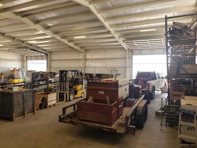 More Photos Of 4111 S County Road 1297, Odessa Warehouse For Lease