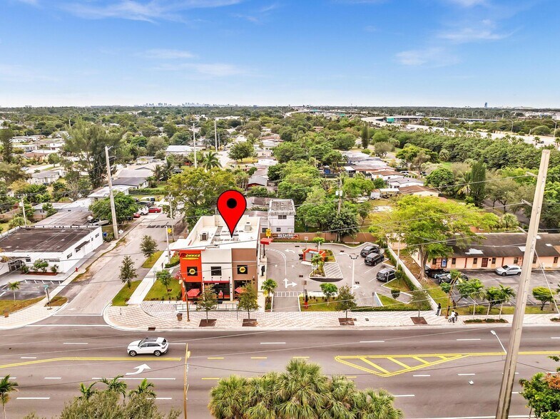 More Photos Of 2010 NW 6th St, Fort Lauderdale Fast Food For Lease