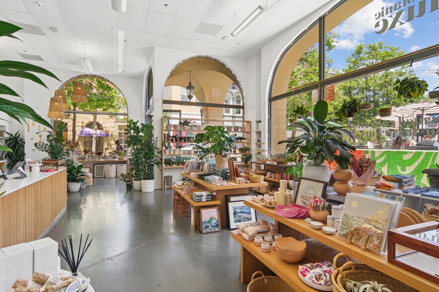 More Photos Of 110 Cooper St, Santa Cruz Office For Sale