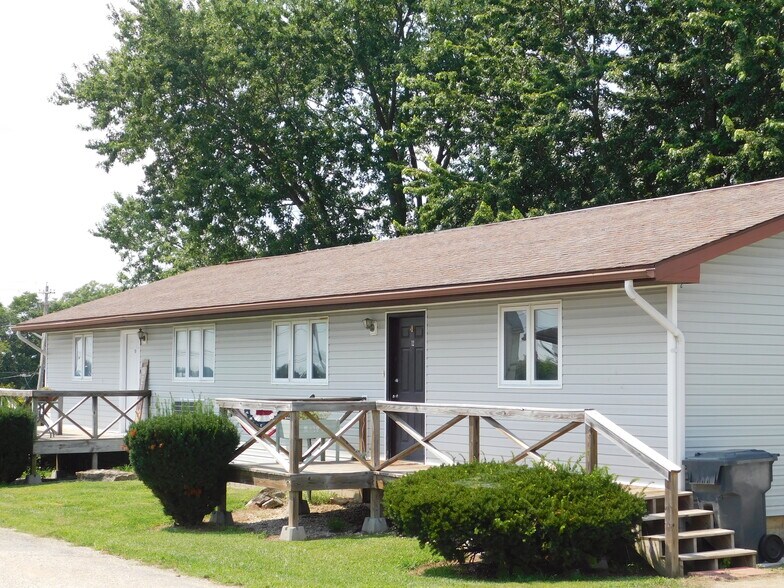 Primary Photo Of 10 Campbell Ct, Salem Apartments For Sale