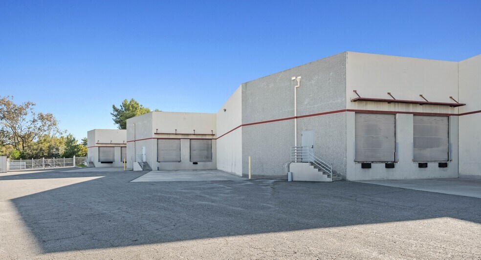 More Photos Of 2459 Dogwood Way, Vista Manufacturing For Lease