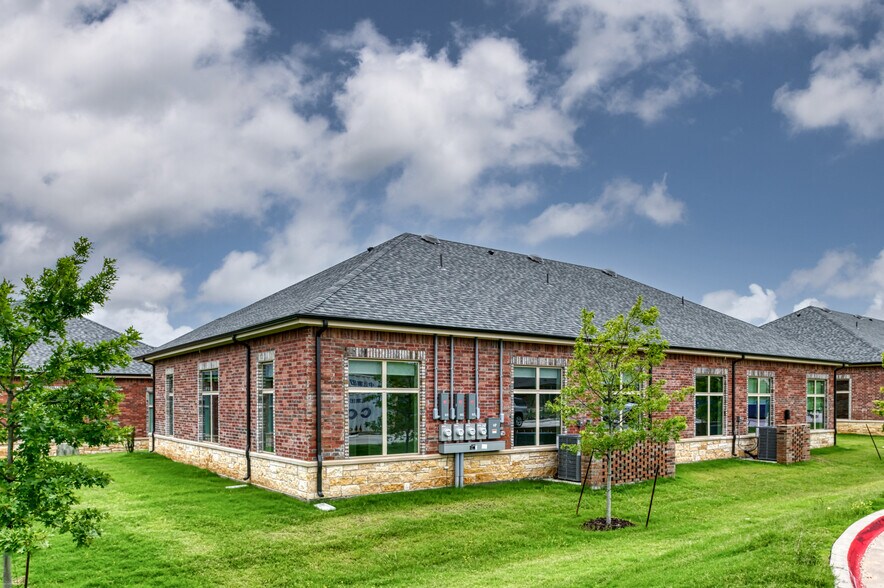 More Photos Of 7700 Preston Rd, Frisco Office For Lease