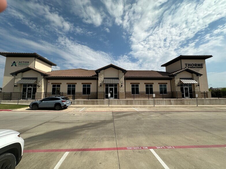 More Photos Of 4541 Heritage Trace Pky, Fort Worth Office For Sale