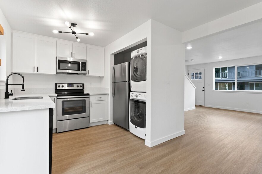 More Photos Of 3254 SE 90th Pl, Portland Apartments For Sale