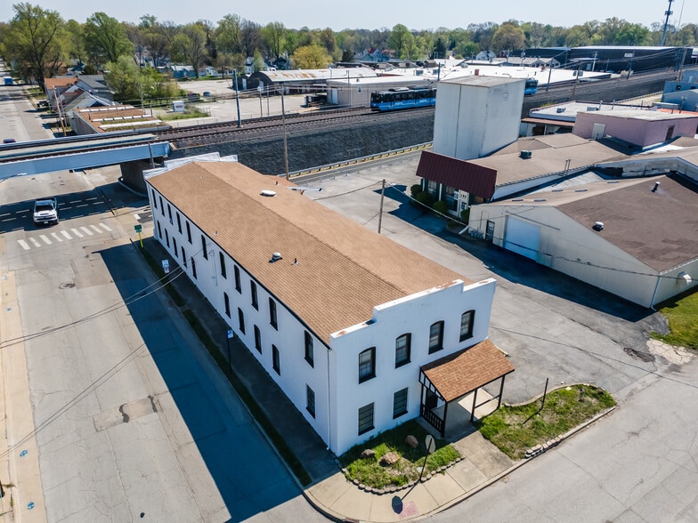 More Photos Of , Belleville Unknown For Sale