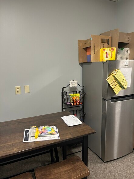 More Photos Of 101 Bradford Rd, Wexford Medical For Lease