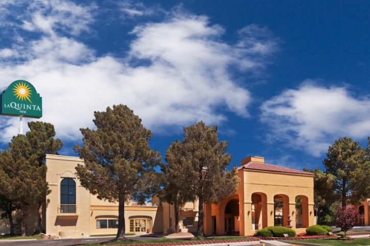 More Photos Of 790 Avenida de Mesilla, Las Cruces Hotel For Sale