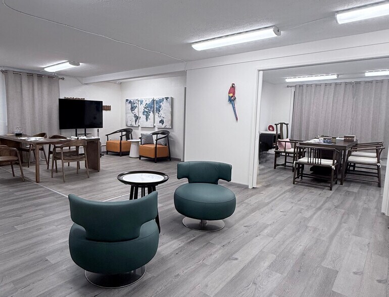 More Photos Of 2130 N King St, Honolulu Freestanding For Lease
