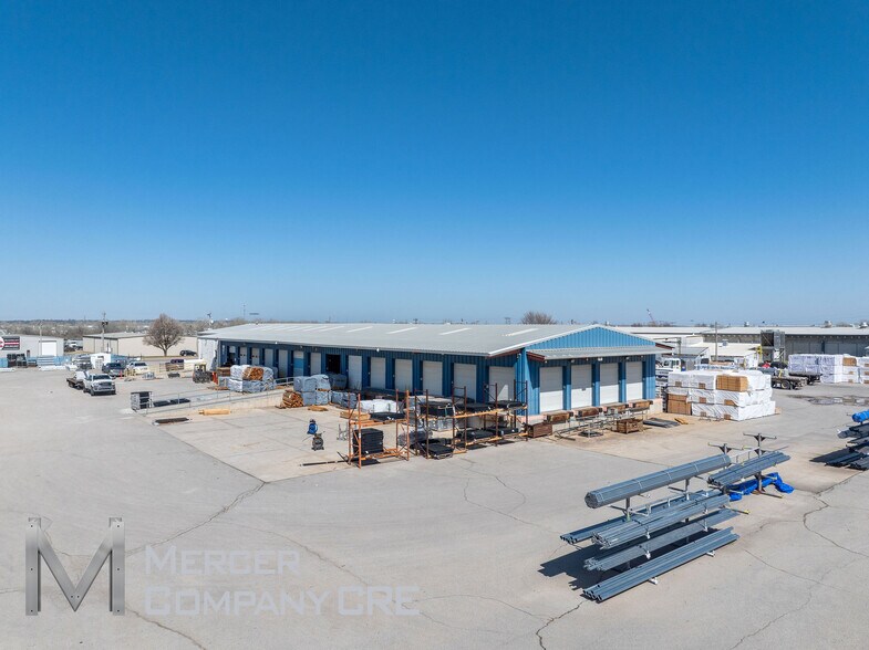 More Photos Of 8146 SW 15th St, Oklahoma City Truck Terminal For Lease