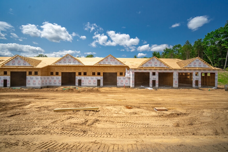 More Photos Of 10 Shenandoah Dr, Saratoga Springs Industrial For Sale
