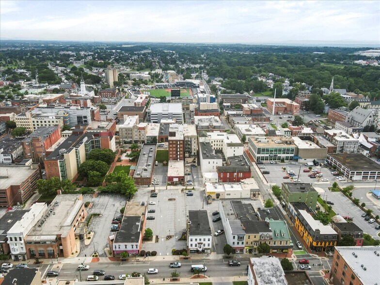 More Photos Of 82 W Washington St, Hagerstown Office For Sale