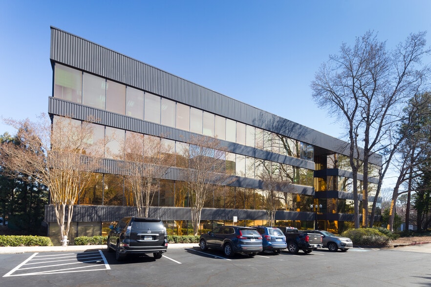 More Photos Of 1945 The Exchange SE, Atlanta Office For Lease