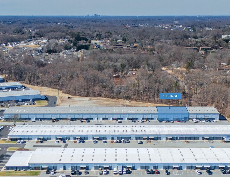 More Photos Of 1255 South Park Dr, Kernersville Warehouse For Lease