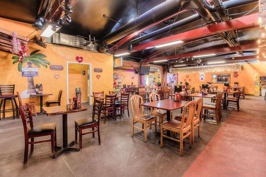 More Photos Of 1319 E 1st Ave, Zillah Restaurant For Sale