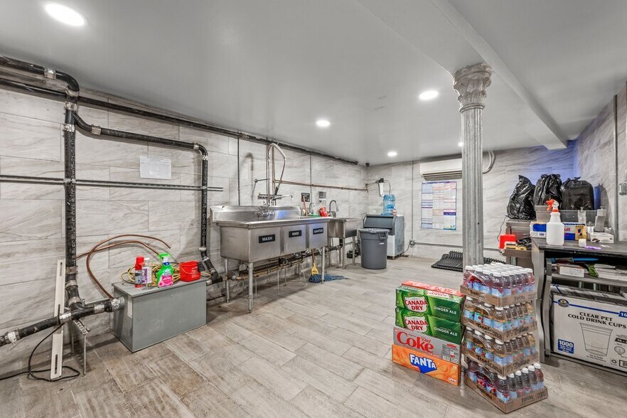 More Photos Of 2325 Arthur Ave, Bronx Apartments For Lease