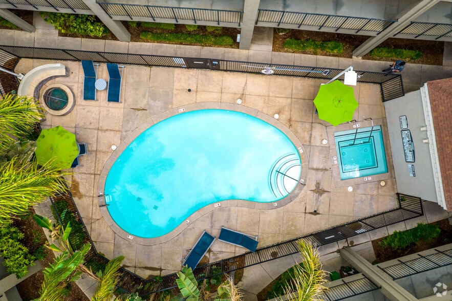 More Photos Of 1666 Da Vinci Ct, Davis Apartments For Sale