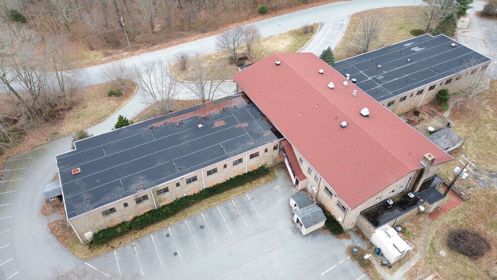 More Photos Of 60 Crouch Ave, Norwich Skilled Nursing Facility For Sale