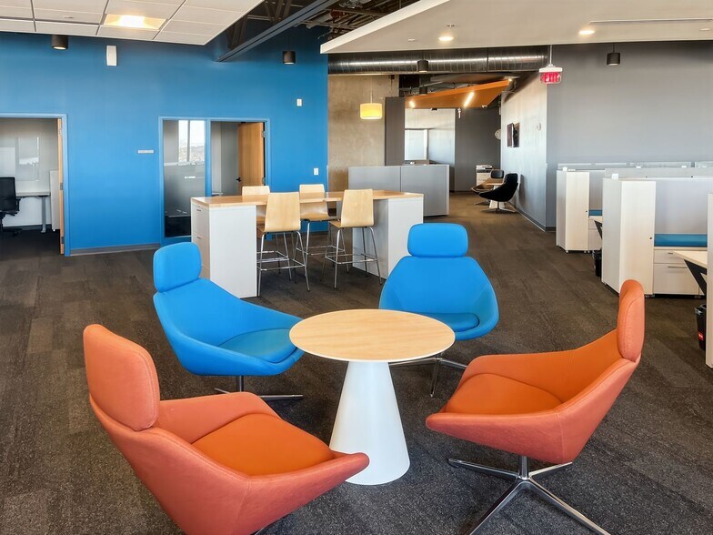 More Photos Of 7800 Discovery Dr, Middleton Coworking Space