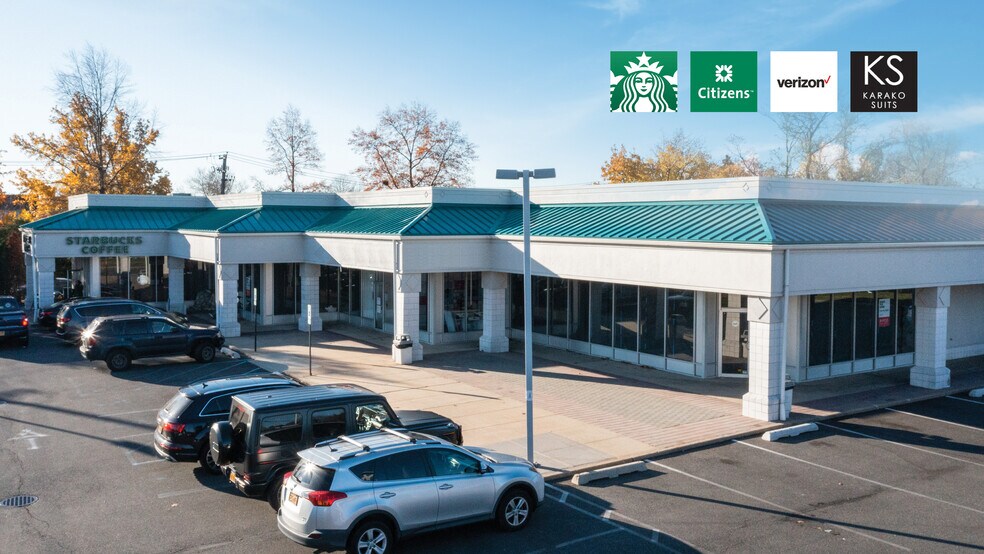 Primary Photo Of 1526-1596 Union Tpke, New Hyde Park Freestanding For Sale
