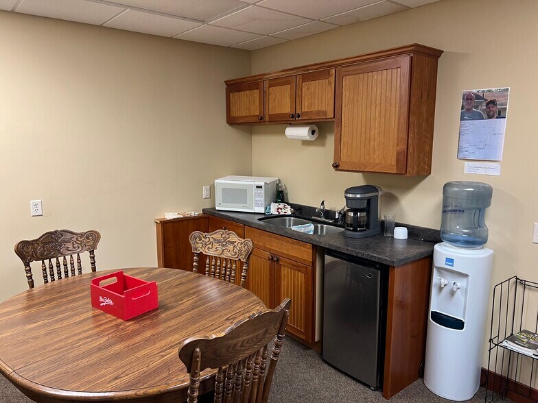 More Photos Of 104 Park Ave N, Park Rapids Medical For Sale