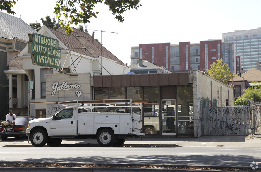 Primary Photo Of 635 W Grand Ave, Oakland Freestanding For Sale