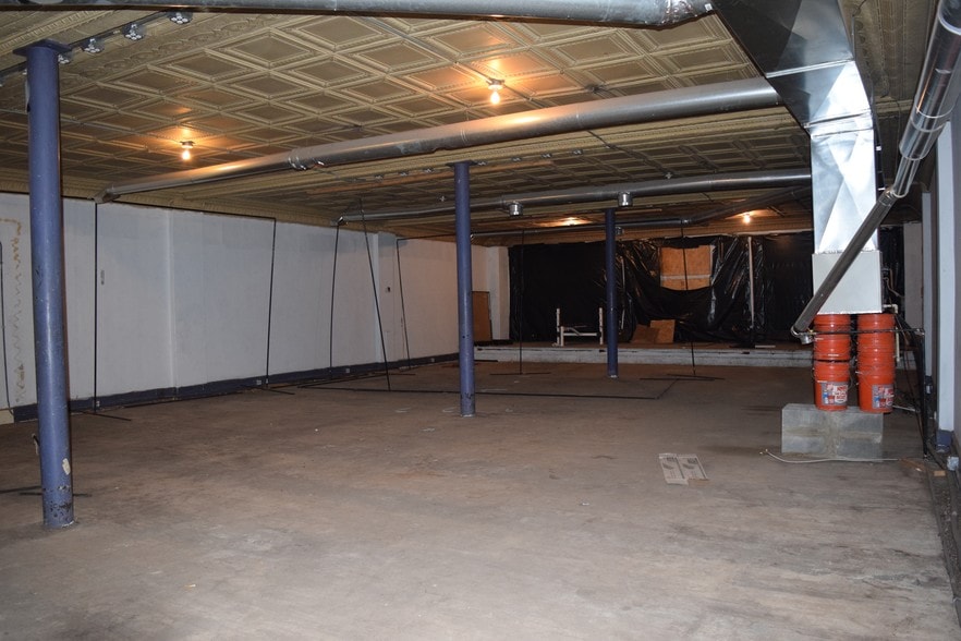 More Photos Of 5217 Broadway Ave, Cleveland Manufacturing For Sale