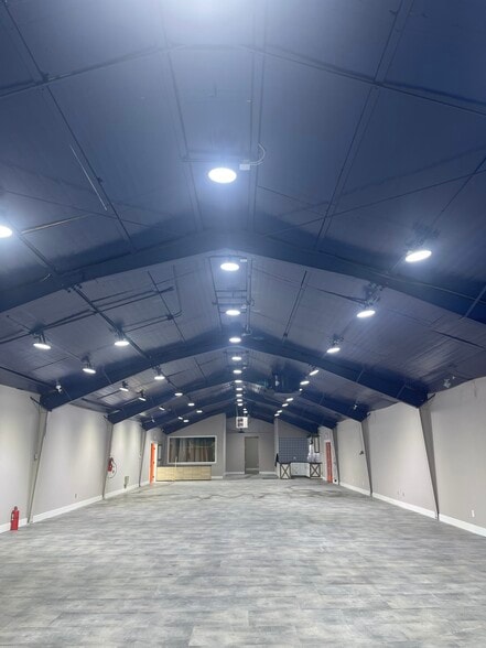 More Photos Of 500 W El Camino Real, Sunnyvale Freestanding For Lease