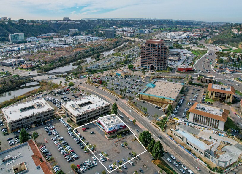 More Photos Of 5373 Mission Center Rd, San Diego Restaurant For Lease