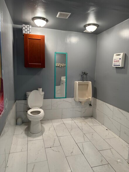 More Photos Of 780-784 NW 57th Ct, Fort Lauderdale Light Manufacturing For Lease