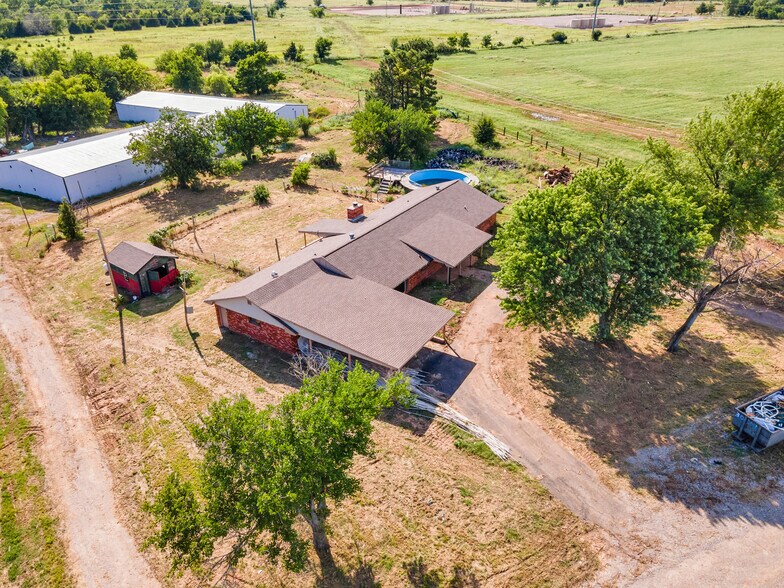 More Photos Of 1311 County Road 1390, Chickasha Land For Sale