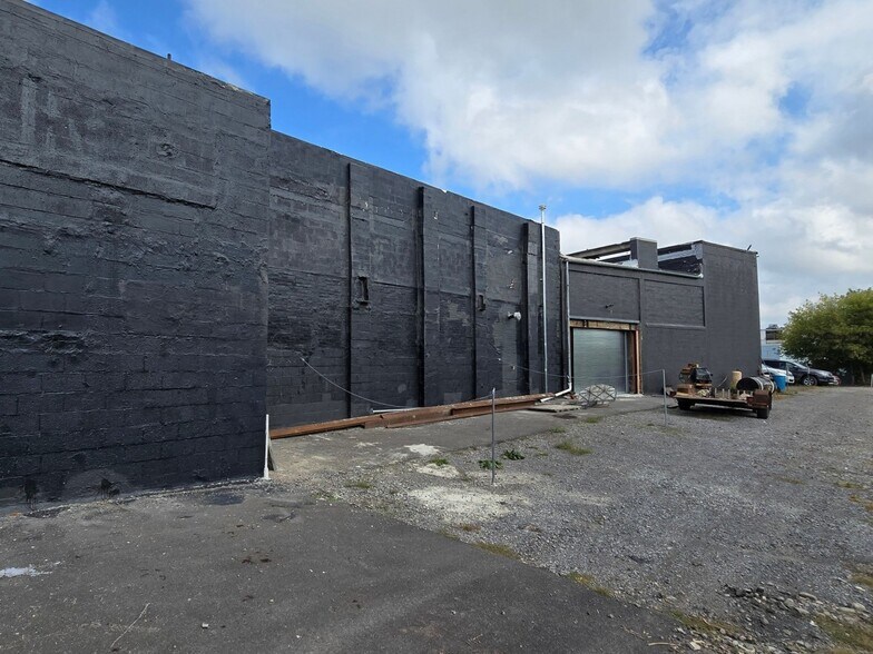 More Photos Of 42 Independence St, Rochester Food Processing For Lease