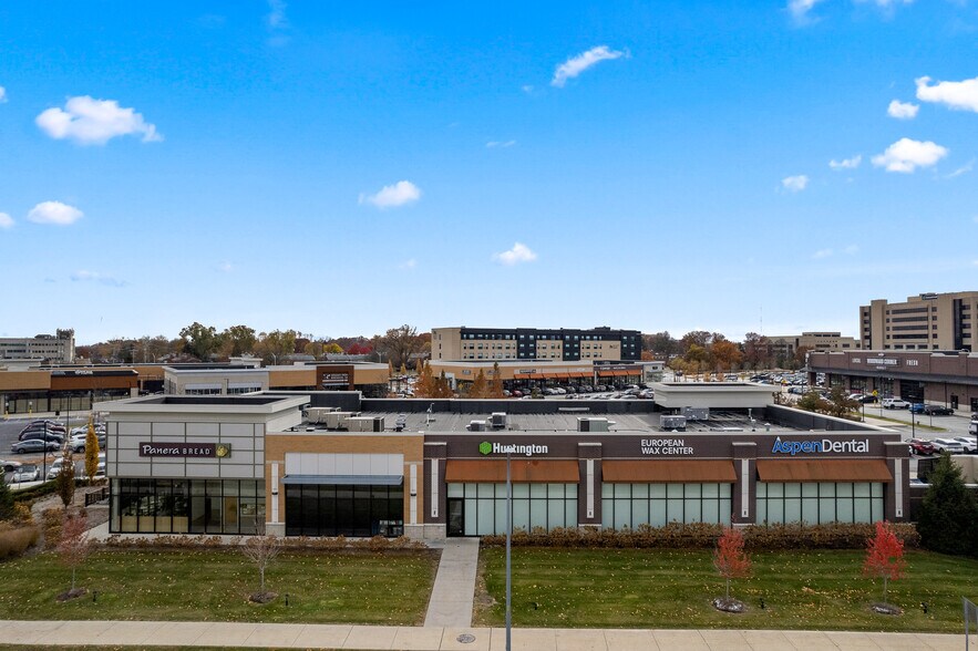 More Photos Of Woodward Ave, Royal Oak Unknown For Lease