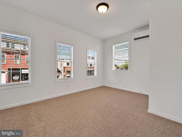 More Photos Of 336-338 Main St, Denver Storefront Retail Residential For Lease