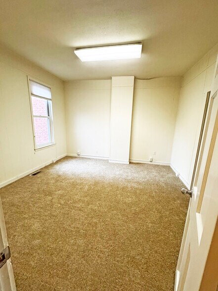 More Photos Of 1439 R St NW, Washington Land For Lease