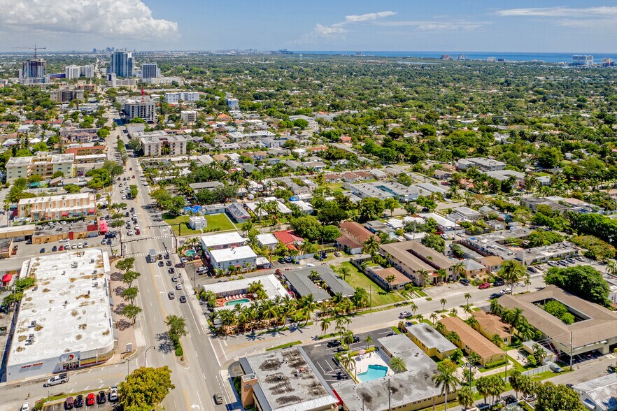 More Photos Of 1419 S Federal Hwy, Hollywood Hotel For Sale