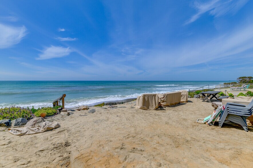 More Photos Of 2633 Ocean St, Carlsbad Apartments For Sale