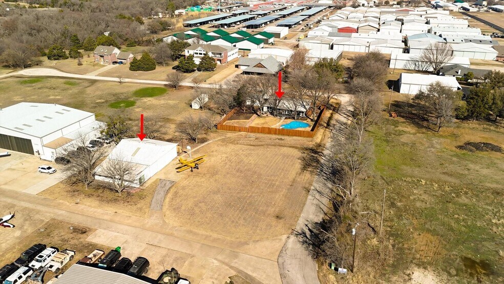 Primary Photo Of 10115 General Bond Ct, McKinney Airplane Hangar For Sale