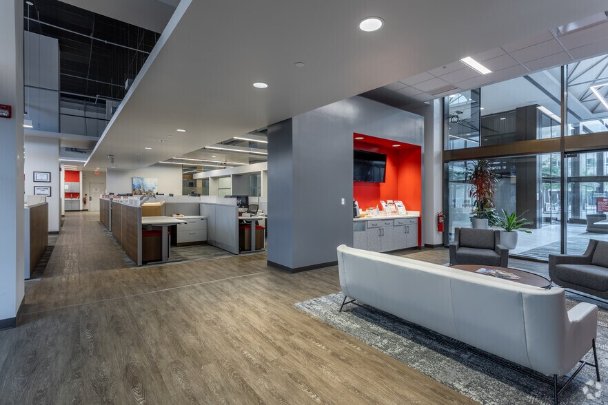 More Photos Of 1300 E 9th St, Cleveland Office For Lease