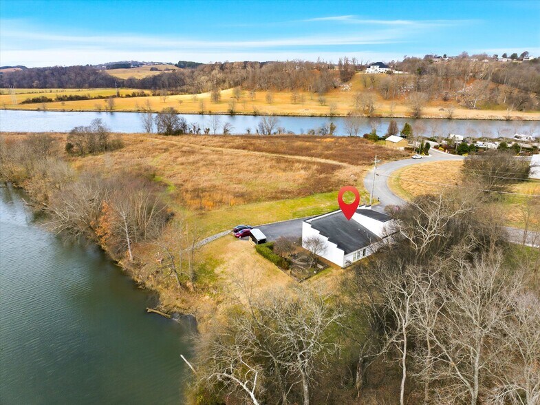 More Photos Of 2376 Business Center Cir, Sevierville Freestanding For Sale