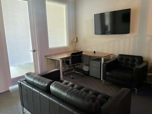 More Photos Of 1348-1358 Fruitville Rd, Sarasota Office Residential For Sale