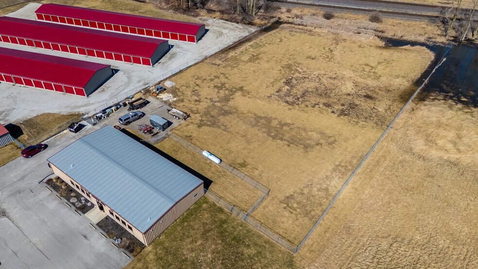 More Photos Of 1932 Bealer Dr, Marion General Retail For Sale